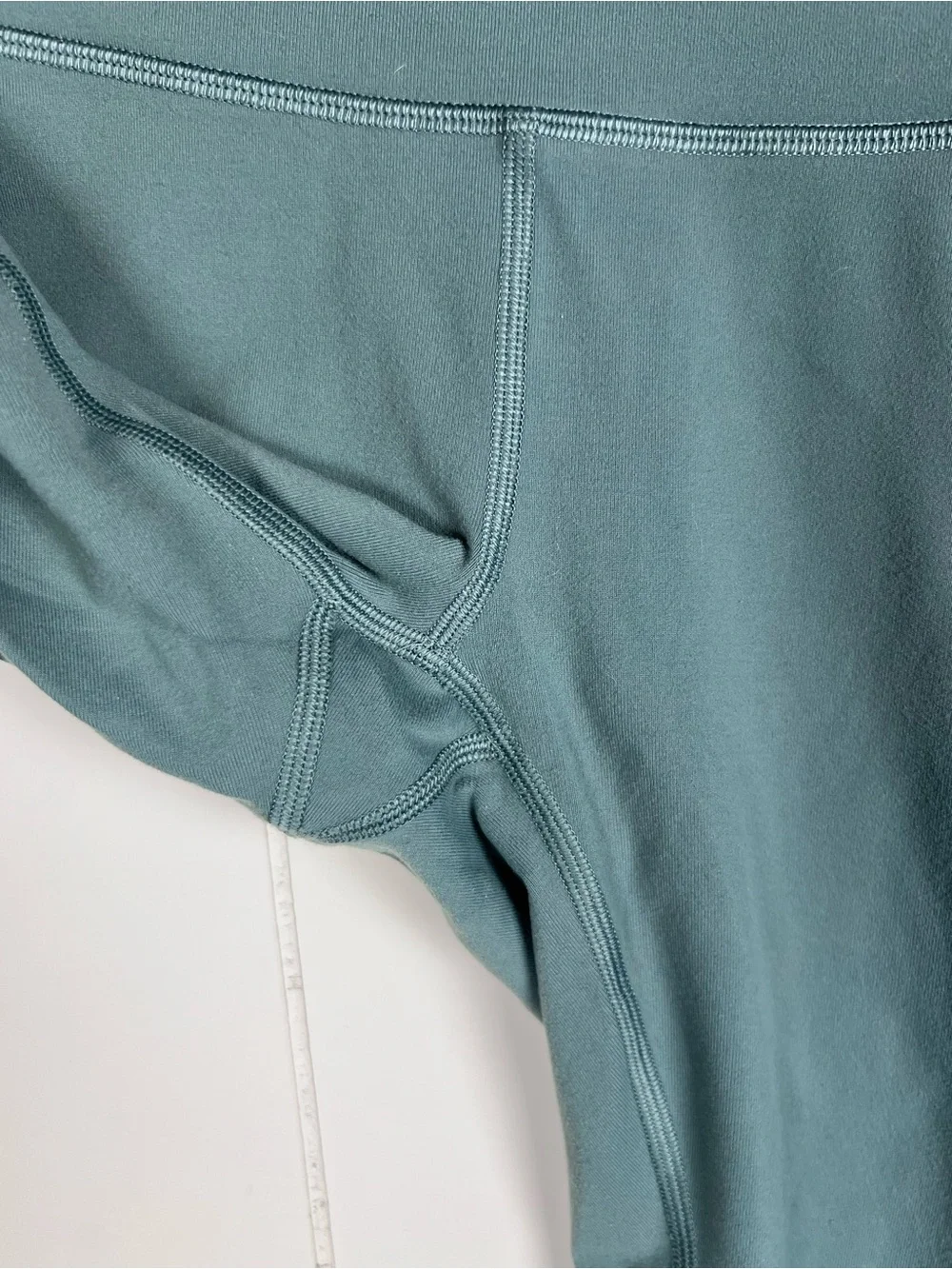 Lululemon Wunder Under High Rise Tight 28” Inseam Size 4 Junioer Color Green